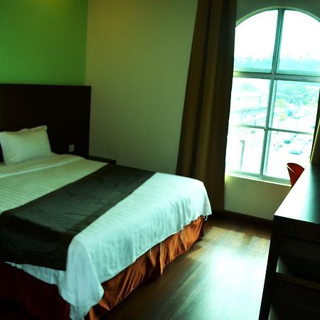 Lintas Plaza Hotel Kota Kinabalu Eksteriør billede