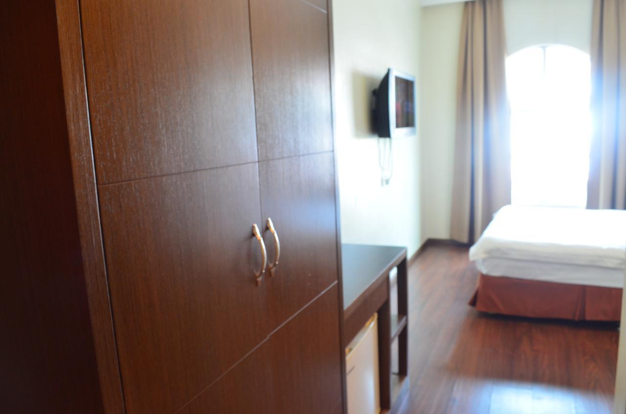 Lintas Plaza Hotel Kota Kinabalu Eksteriør billede